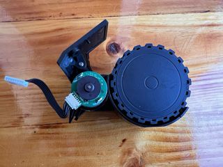 7490 Immortal Rueda Izquerda L Conga Cecotec