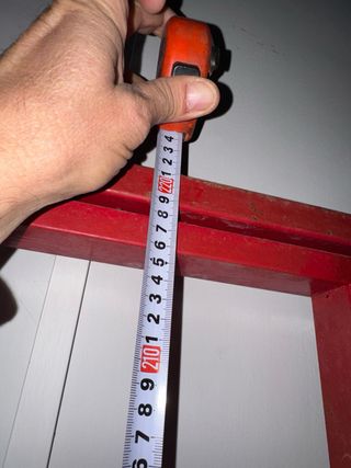 Grata in ferro rossa con telaio