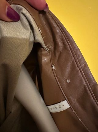 Abito in ecopelle marrone