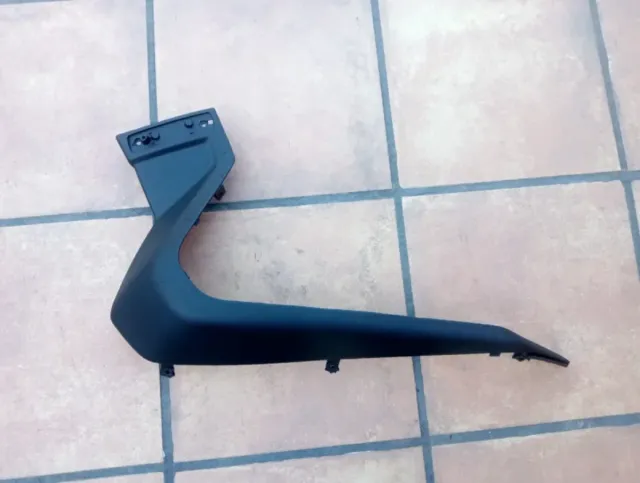 Quillas laterales Xmax 125-250