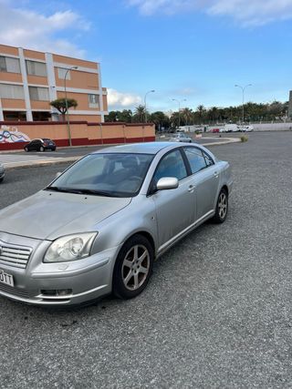 Toyota Avensis 2005