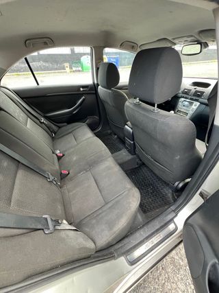 Toyota Avensis 2005