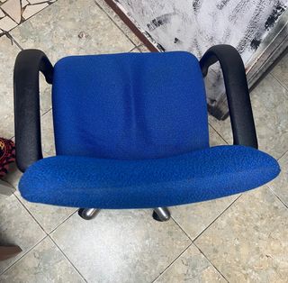 Silla de oficina con 5 ruedas