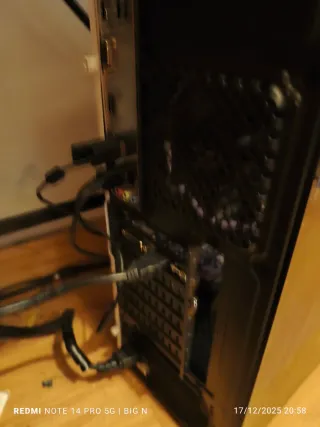 PC Gaming Ryzen 5 GTX 1650 16GB RAM Blanco