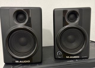 Altavoces M-Audio AV40 Negros