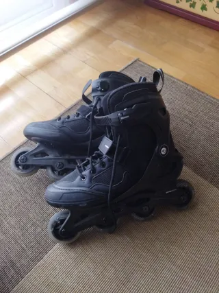 Patines en línea negros talla 43