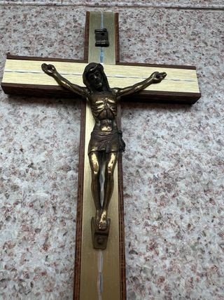 Crucifijo de Bronce Antiguo