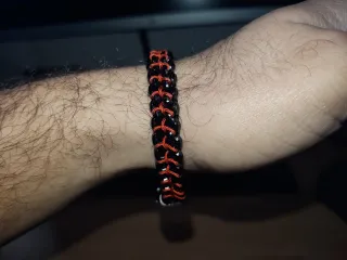 Pulsera Lotus Style Hombre Negra y Roja