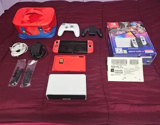 Nintendo Switch OLED Mario Kart 8 Deluxe
