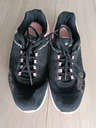 Zapatillas Running Fila Electraxis 20 Negro/Rosa