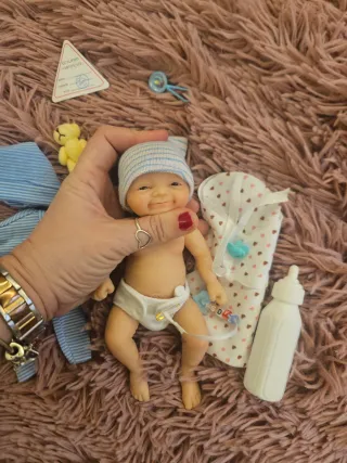 Muñeca Reborn Silicona Mini Bebé