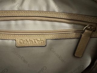 Bolso Calvin Klein Dorado