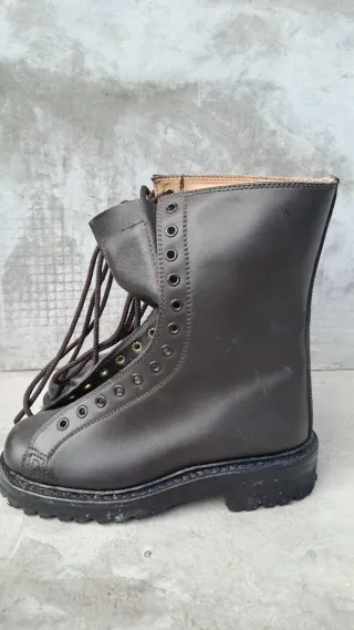 Scarponi anfibi militari n.35