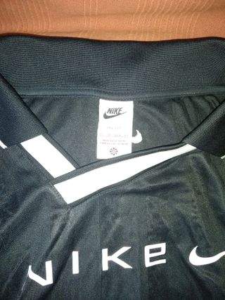 Camiseta Nike manga larga negra XS