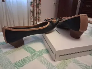 Zapatos de tacón mujer negros y beige