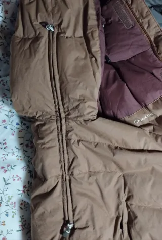 Abrigo montaña Quechua Plumas Talla XXL