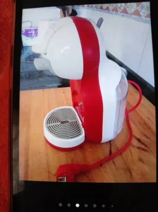 Macchina da caffè Dolce Gusto rossa