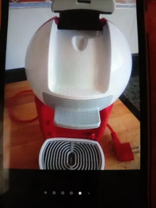 Macchina da caffè Dolce Gusto rossa