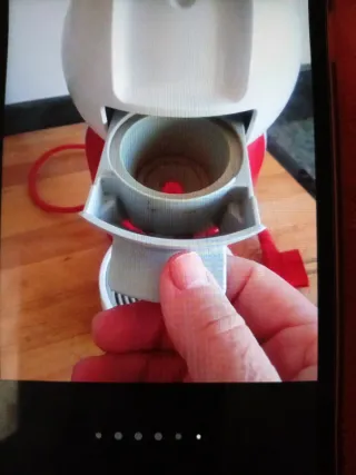 Macchina da caffè Dolce Gusto rossa