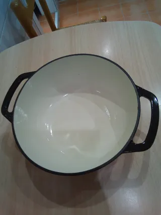 Cacerola Hierro Fundido Negra/Blanca