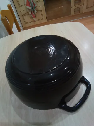 Cacerola Hierro Fundido Negra/Blanca