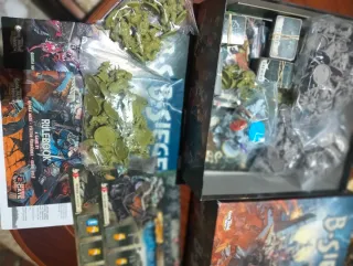 Juego de mesa B-Sieged + expansion