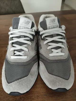Zapatillas New Balance 997H Talla 43