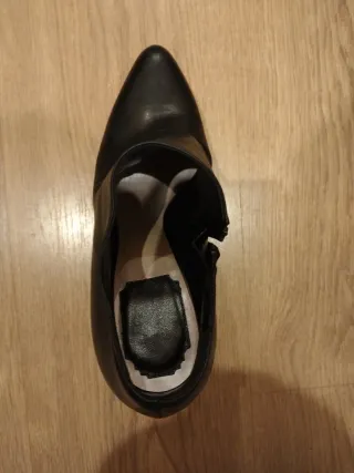 Botín Tacón Bajo Negro Talla 37.5