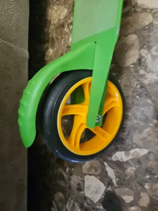 Patinete infantil verde Olsson