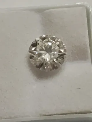 Diamante rotondo 2.10 ct certificato