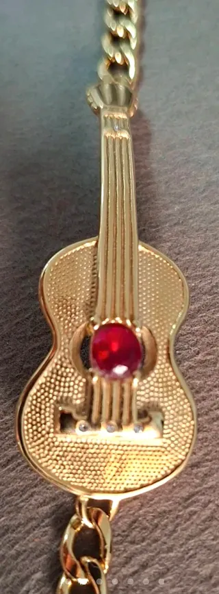 Esclava de Guitarra