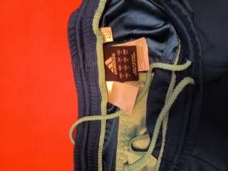 Pantalón de chándal Adidas azul y negro