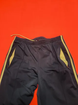 Pantalón de chándal Adidas azul y negro