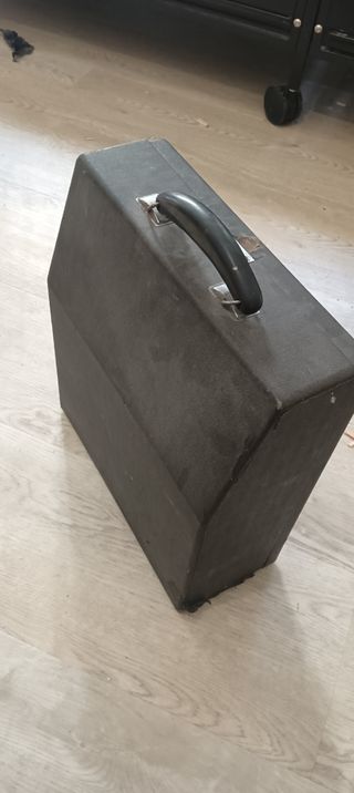 Máquina de escribir Hispano Olivetti Studio 46