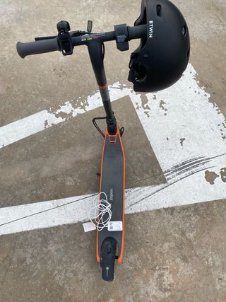 Patinete Eléctrico Ninebot + Cargador + Casco