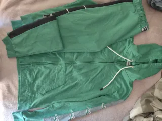 Chándal Everlast Verde y Gris