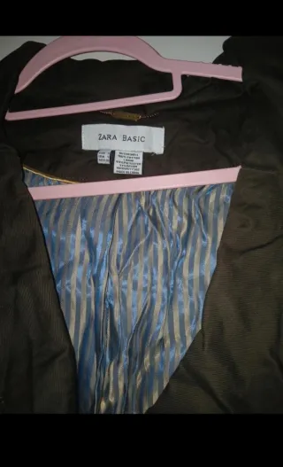 Chaqueta larga Zara marrón