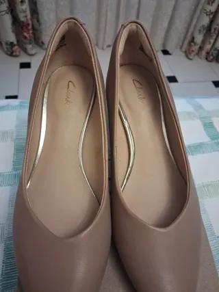 Zapatos Clarks Beige Mujer Talla 36