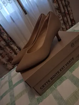 Zapatos Clarks Beige Mujer Talla 36