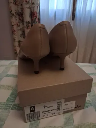 Zapatos Clarks Beige Mujer Talla 36