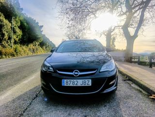 Opel Astra Sport Tourer.