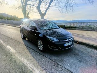 Opel Astra Sport Tourer.