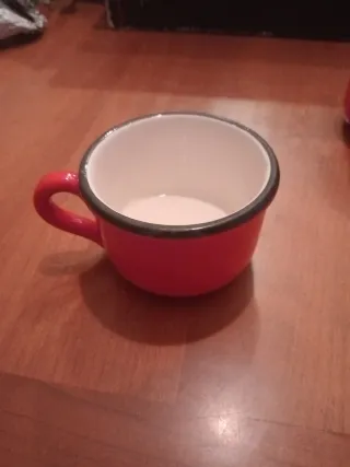 Tazze rosse da tè/cioccolata