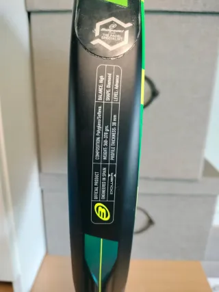 Pala Bullpadel + Grip + Paletero Individual