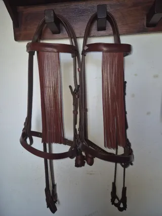 2 Cabezadas vaquera de cuero