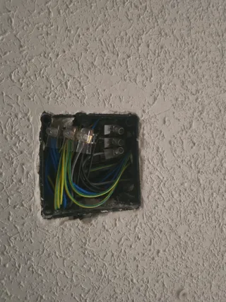 ELECTRICISTA AUTORIZADO