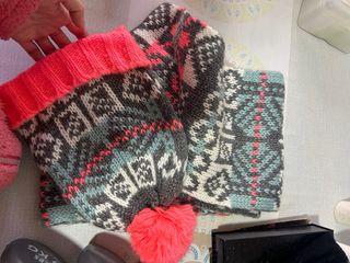 Gorro y bufanda de nieve como nuevo