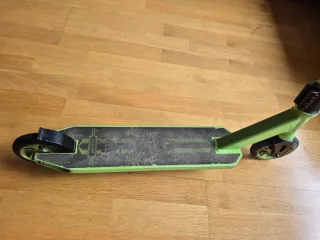 Patinete Agr Team High verde y blanco