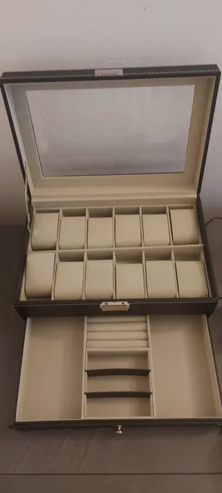 Portagioie Portaorologi Beige e Nero