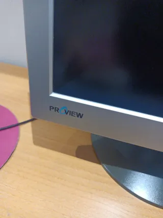 Pantalla Pro-View, Teclado y Ratón